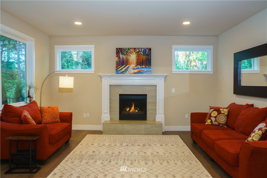 4807 224th Street Southwest Mountlake Terrace, WA 98043 - Photo 13 of 39