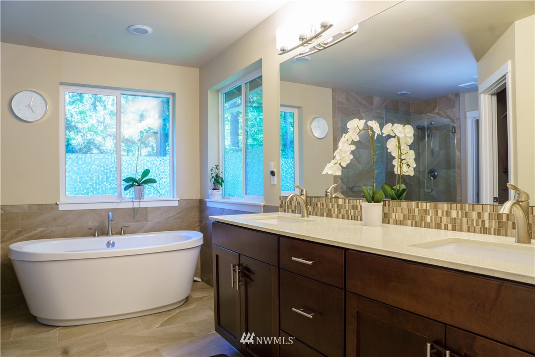 4807 224th Street Southwest Mountlake Terrace, WA 98043 - Photo 20 of 39