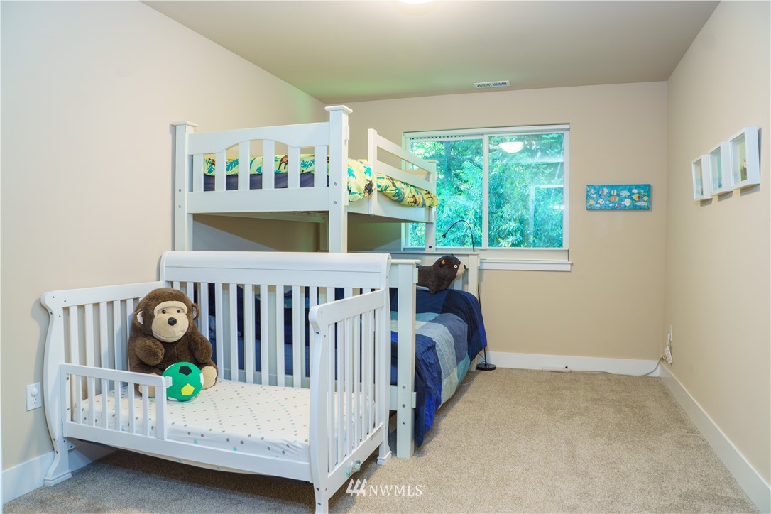 4807 224th Street Southwest Mountlake Terrace, WA 98043 - Photo 28 of 39