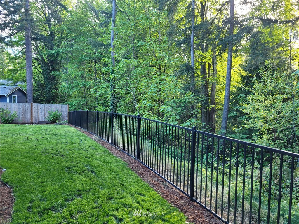 4807 224th Street Southwest Mountlake Terrace, WA 98043 - Photo 33 of 39