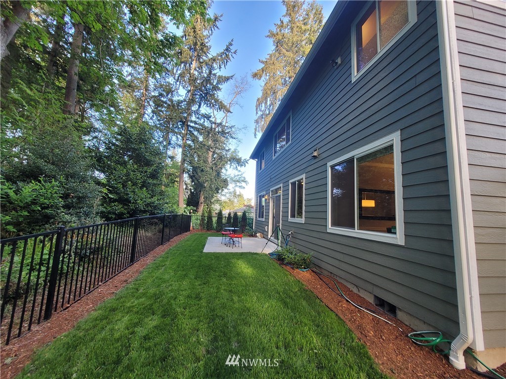 4807 224th Street Southwest Mountlake Terrace, WA 98043 - Photo 34 of 39