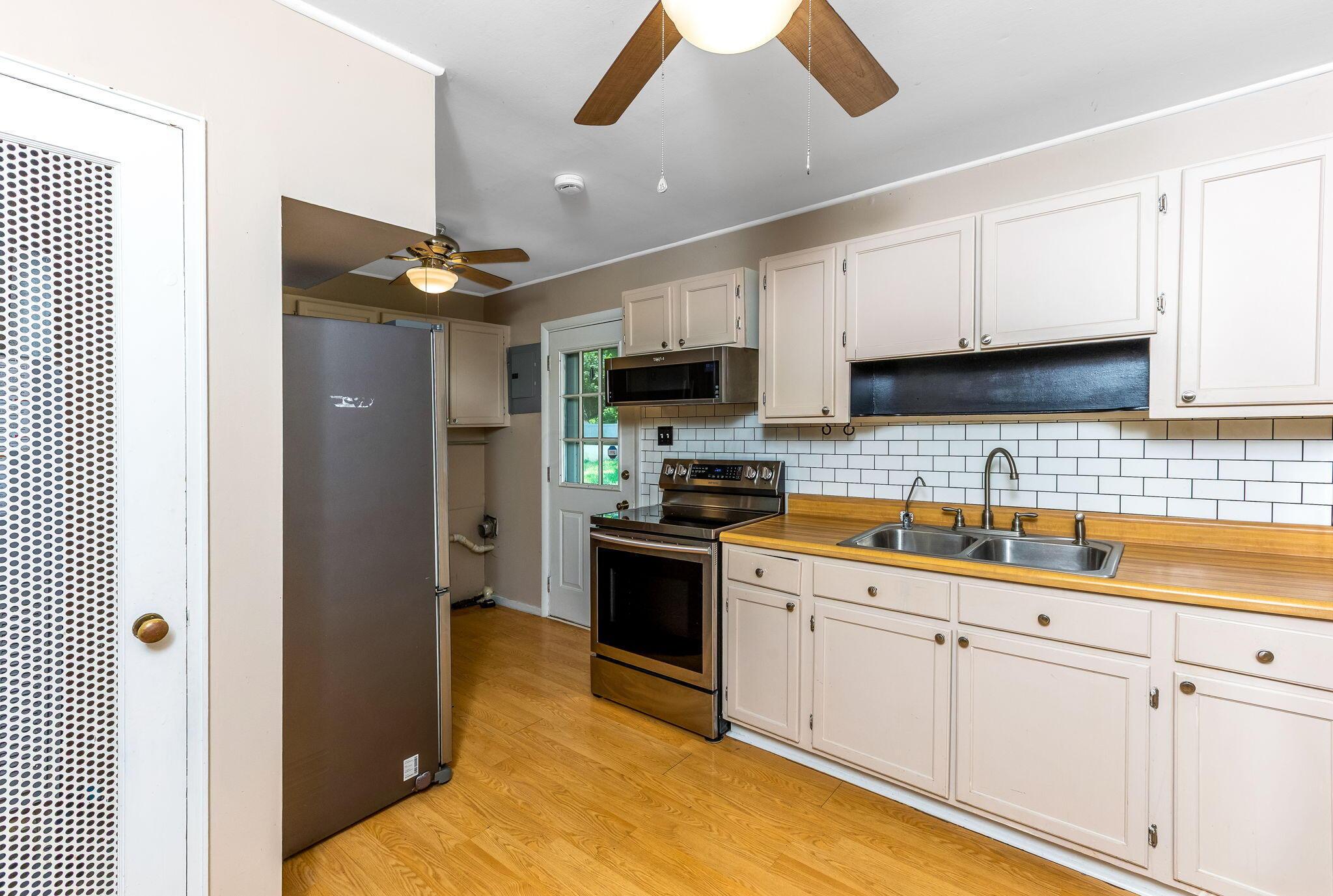 985 Bucknell Road Columbus, OH 43213 - Photo 7 of 34 15-web-or-mls-G02A0735