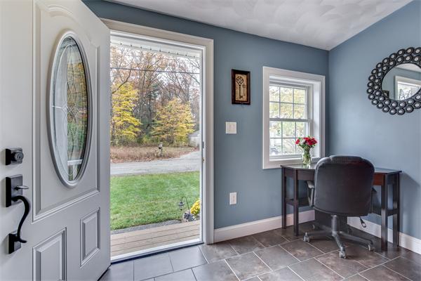 31 Corthell Road Billerica, MA 01862 - Photo 3 of 29 Gallery Image 3