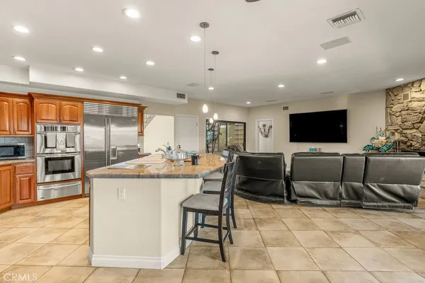 $1,449,000 | 22373 Boating Way, Canyon Lake, CA 92587