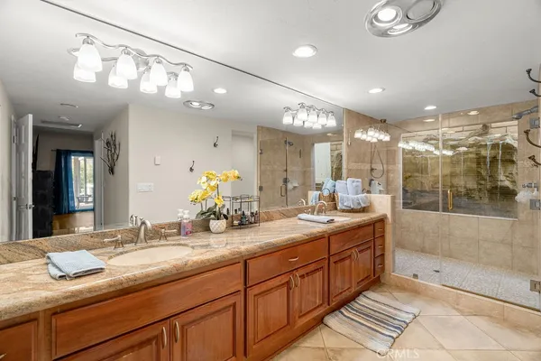 $1,449,000 | 22373 Boating Way, Canyon Lake, CA 92587