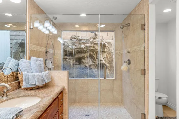 $1,449,000 | 22373 Boating Way, Canyon Lake, CA 92587