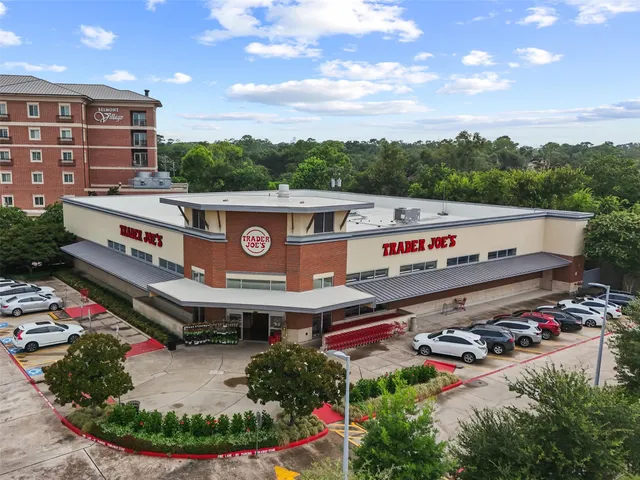 $3,995,550 | 1119 River Glyn Drive, Houston, TX 77063