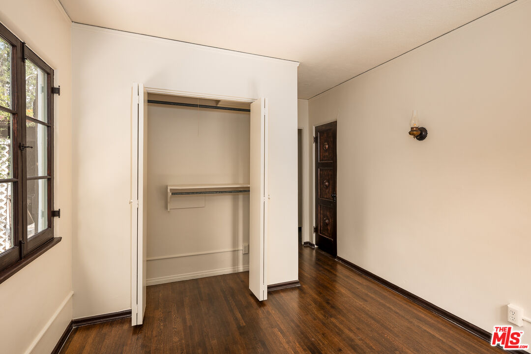 3840 Valleybrink Road Los Angeles, CA 90039 - Photo 22 of 32