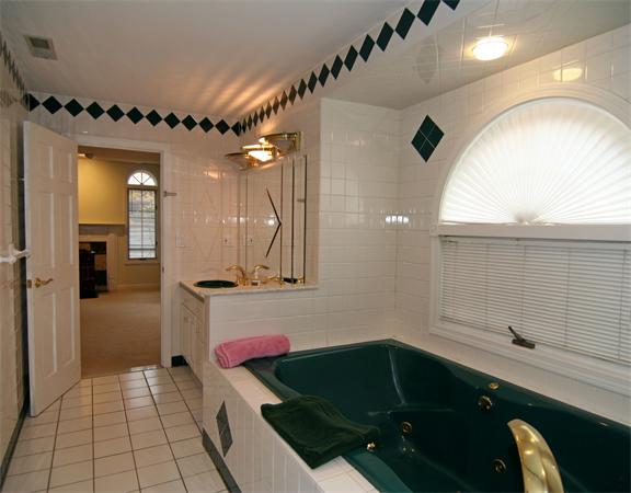 91 Farm Street Wakefield, MA 01880 - Photo 18 of 26