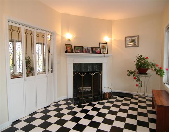 91 Farm Street Wakefield, MA 01880 - Photo 2 of 26