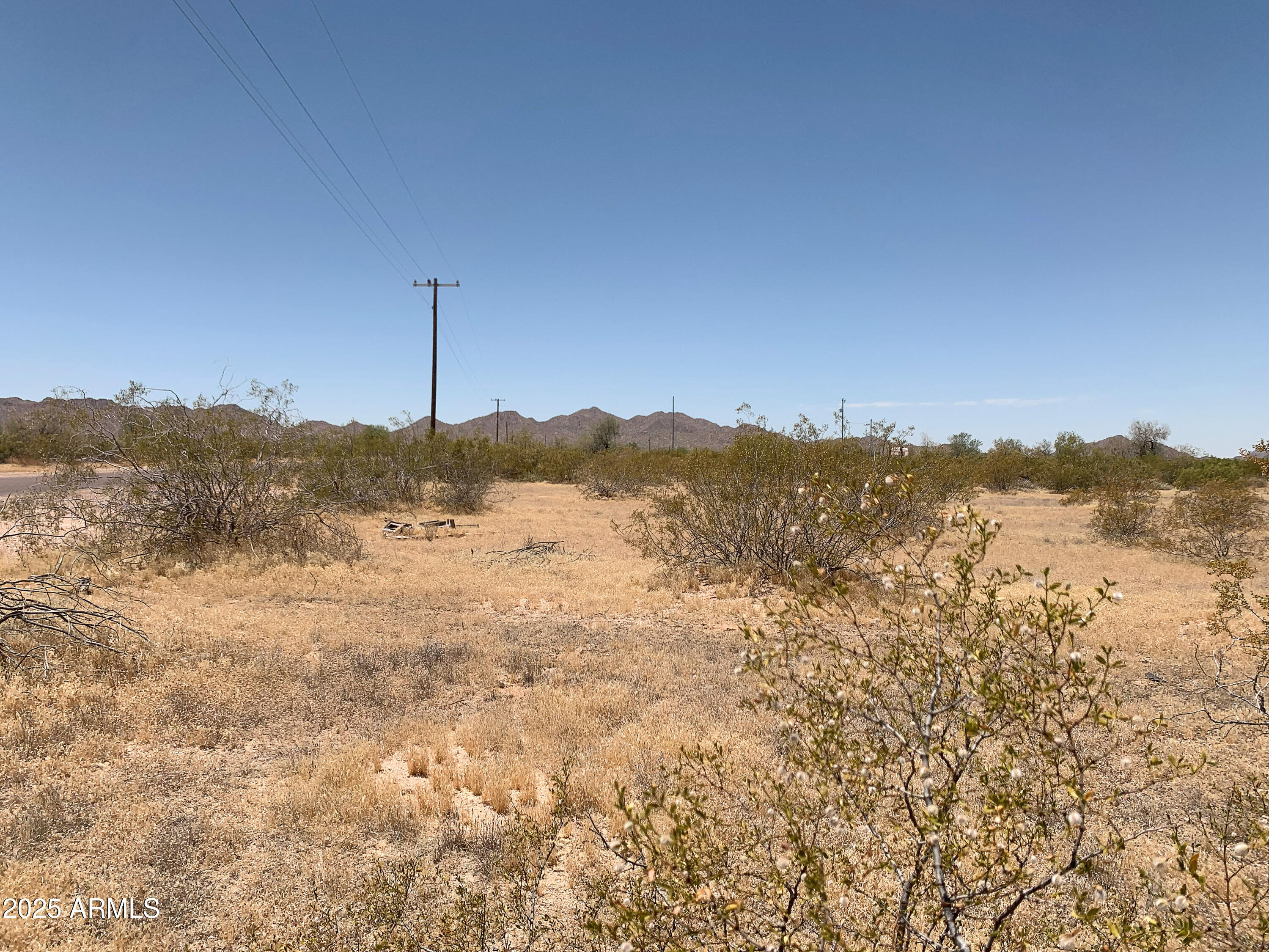 3 West Whirly Bird Road Maricopa, AZ 85139 - Photo 11 of 14 Close to All Amenities!