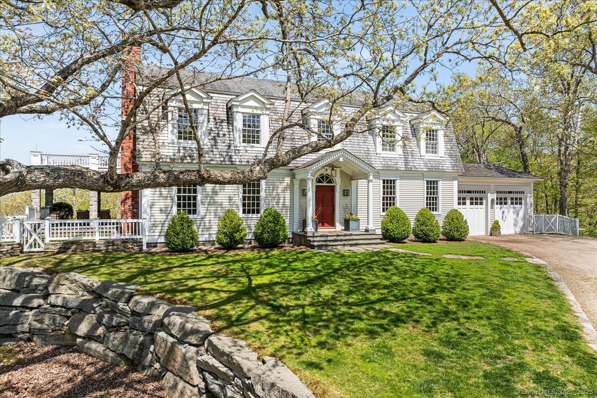 Distinctive elegance at your doorstep