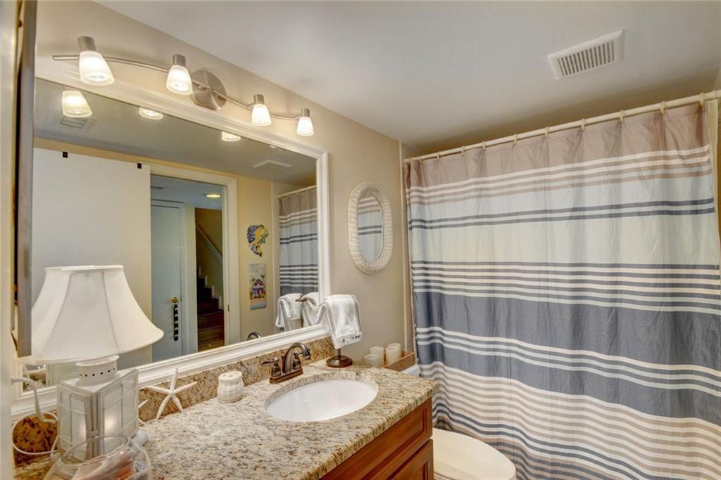 428 Southwest Akron Avenue, Unit 1B Stuart, FL 34994 - Photo 20 of 57 Gallery Image 20