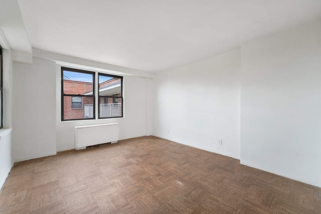 4901 Henry Hudson Parkway West, Unit 10F Bronx, NY 10471 - Photo 12 of 16