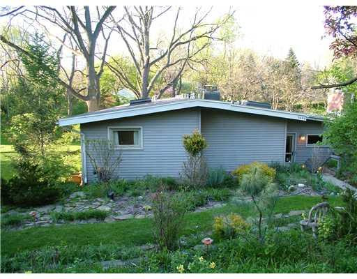 3686 Elizabeth Road Ann Arbor, MI 48103 - Photo 3 of 25 Photo 3