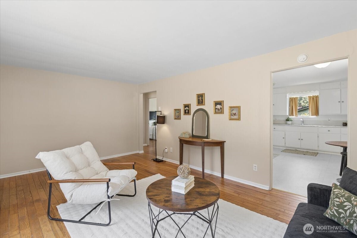 2518 Spring Street Bremerton, WA 98310 - Photo 6 of 33 Gallery Image 6