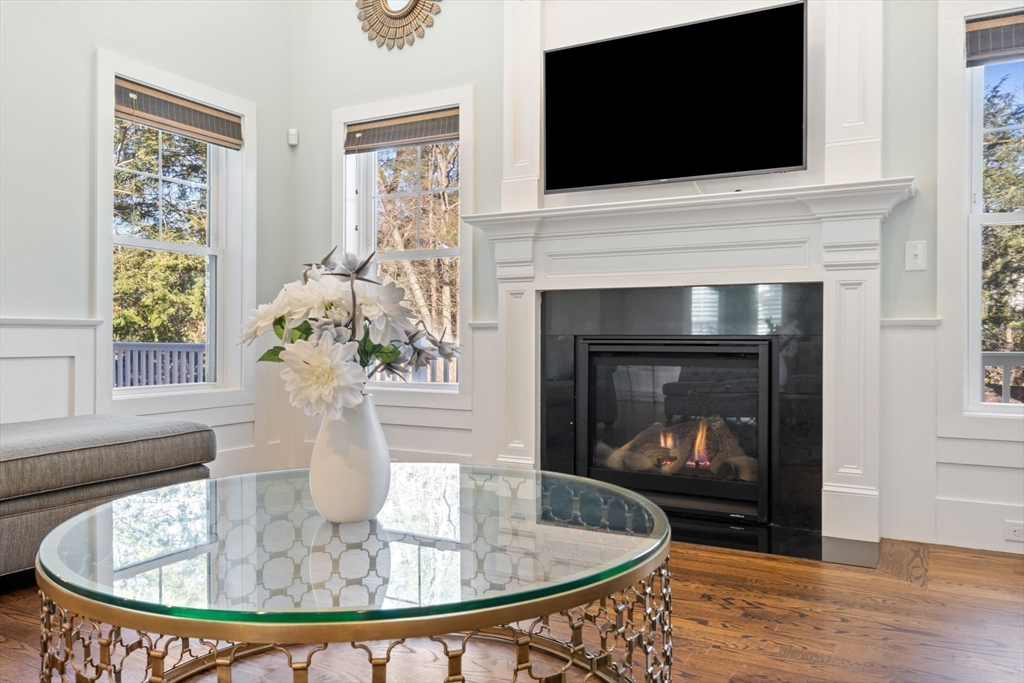 12 Pelham Road Weston, MA 02493 - Photo 13 of 34
