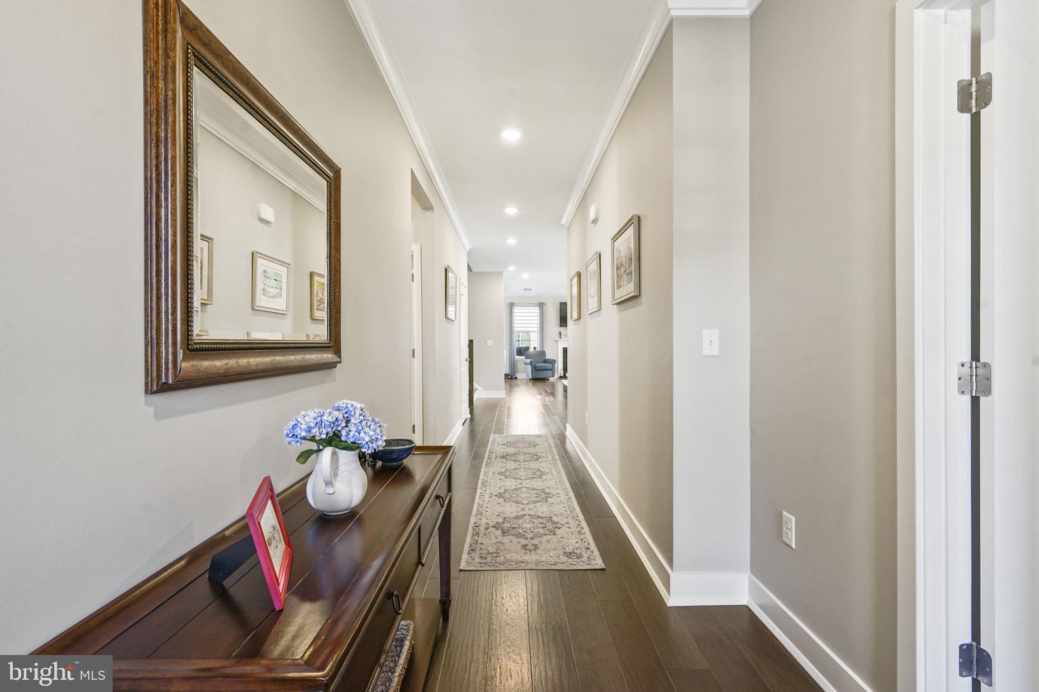 40 Emerald Road Wrightstown, NJ 08562 - Photo 5 of 39 Inviting hallway with elegant decor.
