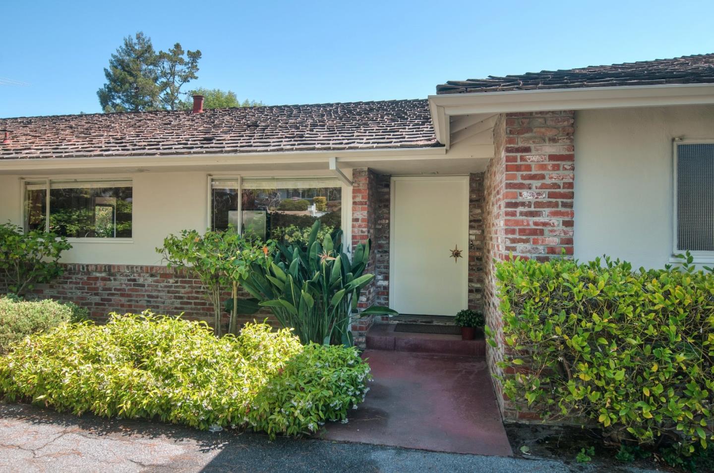 480 Darrell Road Hillsborough, CA 94010 - Photo 2 of 24 front view of a house