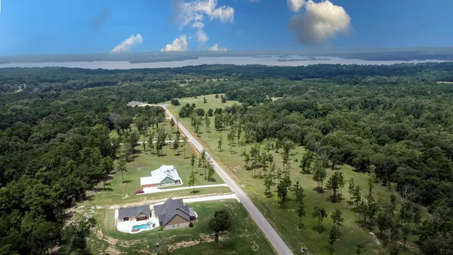 $225,000 | 16078 Aniston Lane, Flint, TX 75762