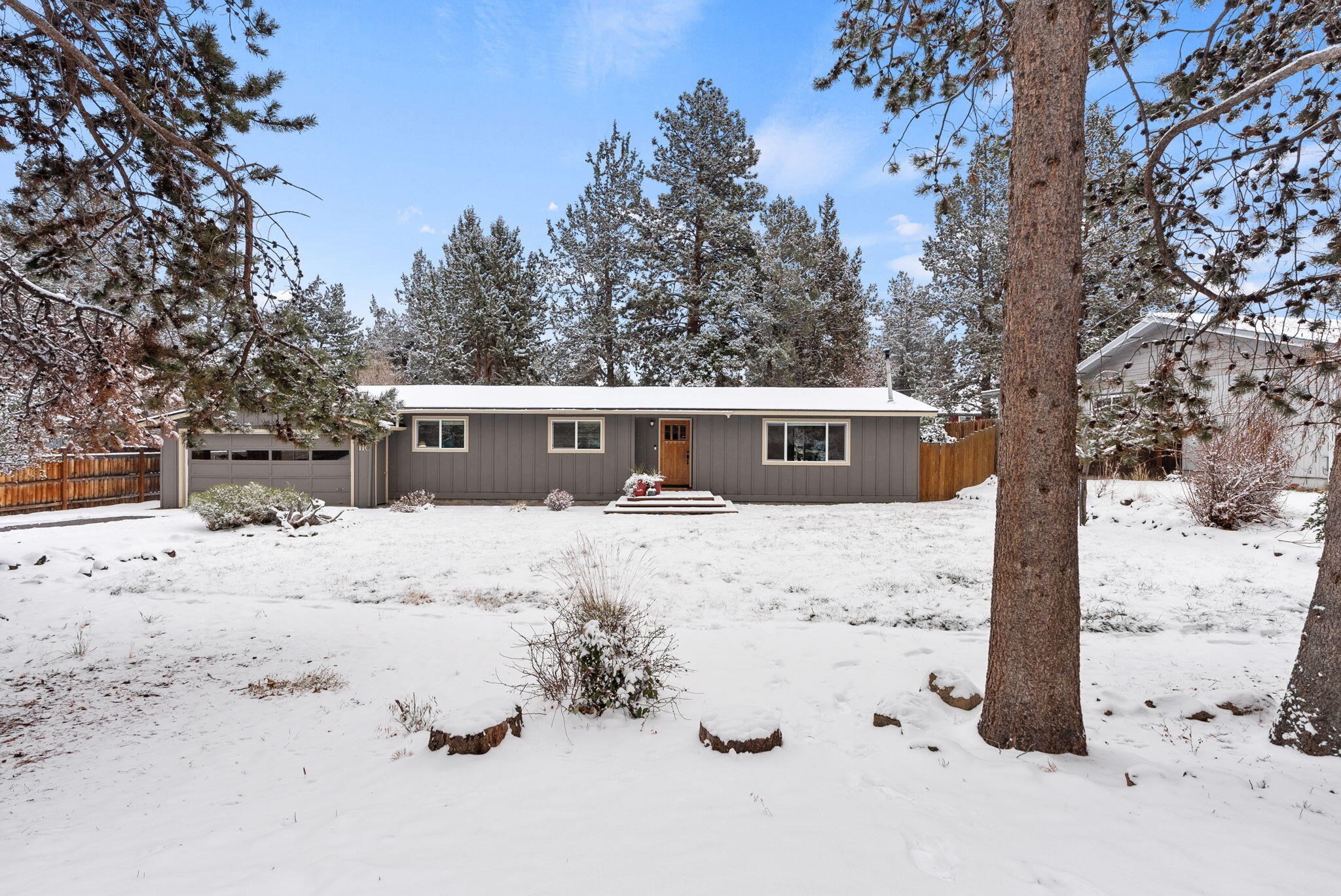 110 Southeast Craven Road Bend, OR 97702 - Photo 1 of 35 35-web-or-mls-Riley Visuals-35