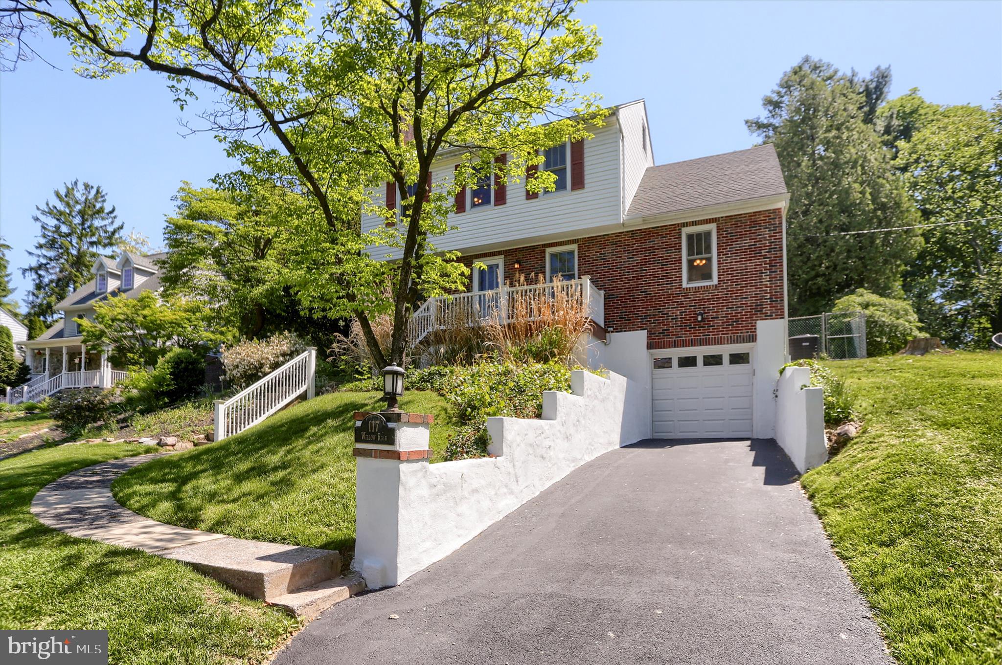 117 Willow Road Harrisburg, PA 17109 - Photo 1 of 40