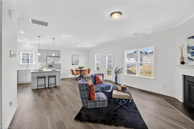 $375,000 | 856 Sage Hl Drive, Jamestown, NC 27282