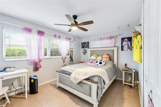 $495,000 | 6519 East Town And River Road, Fort Myers, FL 33919