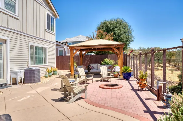 $484,000 | 239 Pheasant Run Drive, Unit 51, Copperopolis, CA 95228