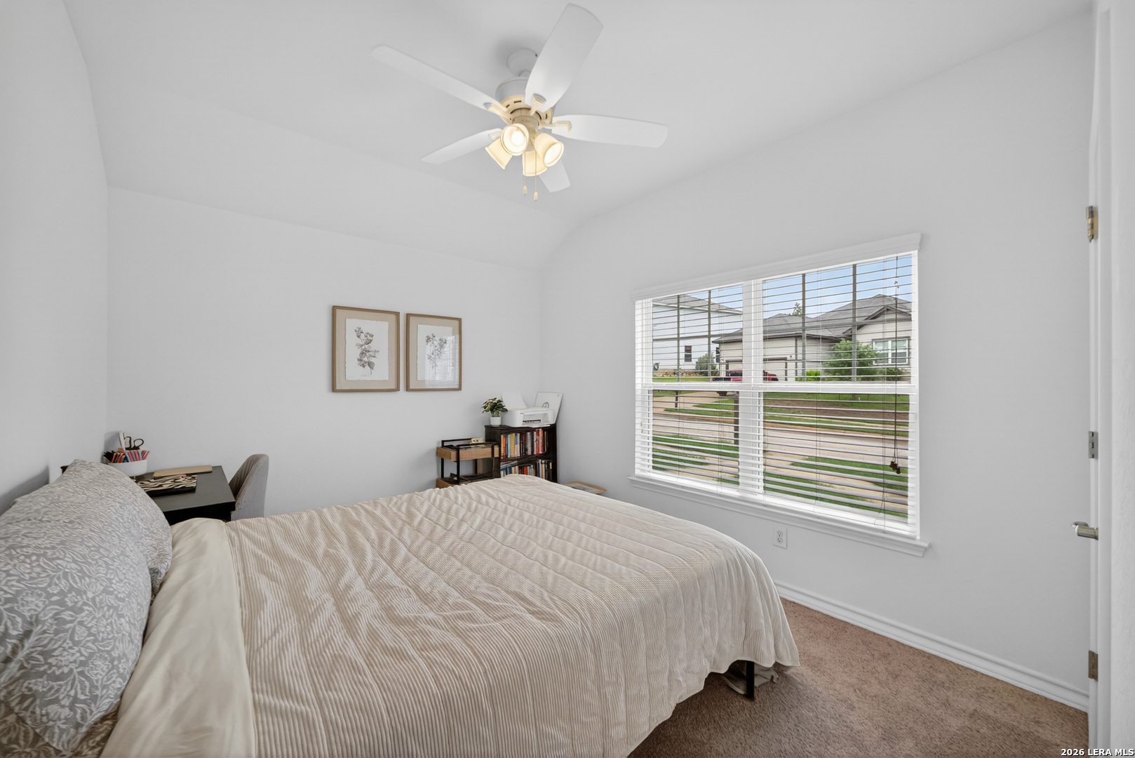 185 Lark Hill Road Floresville, TX 78114 - Photo 18 of 40