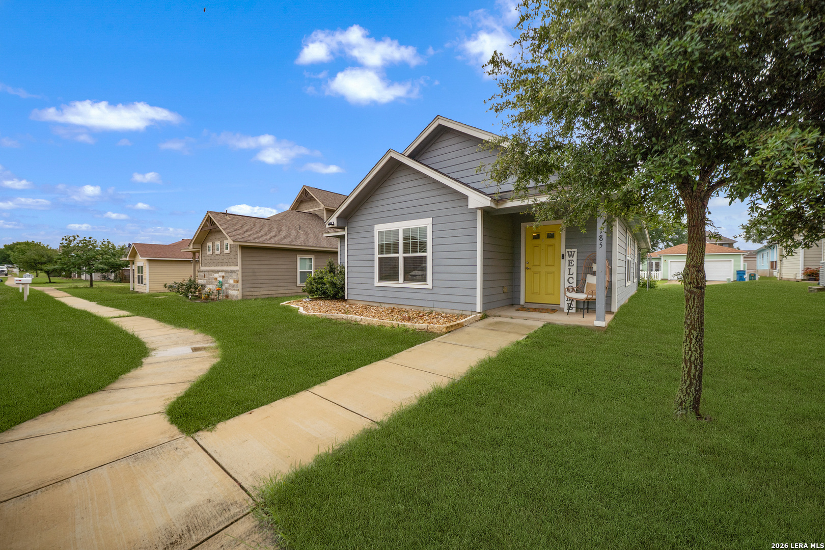 185 Lark Hill Road Floresville, TX 78114 - Photo 4 of 40
