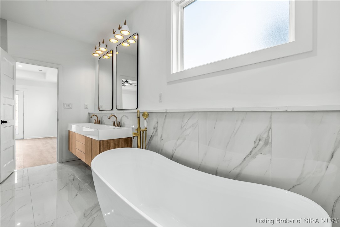 1020 Ridgeview Drive Jeffersonville, IN 47130 - Photo 34 of 82