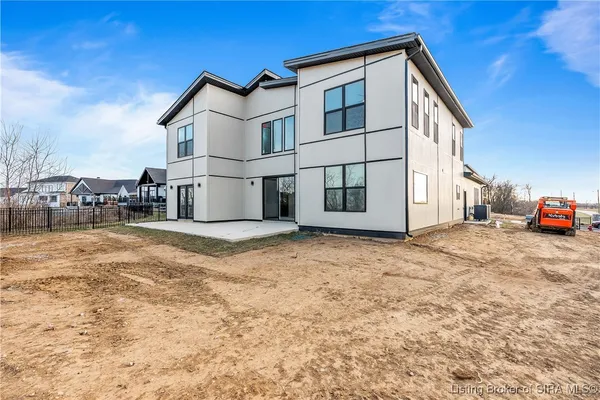 $799,900 | 1020 Ridgeview Drive, Jeffersonville, IN 47130