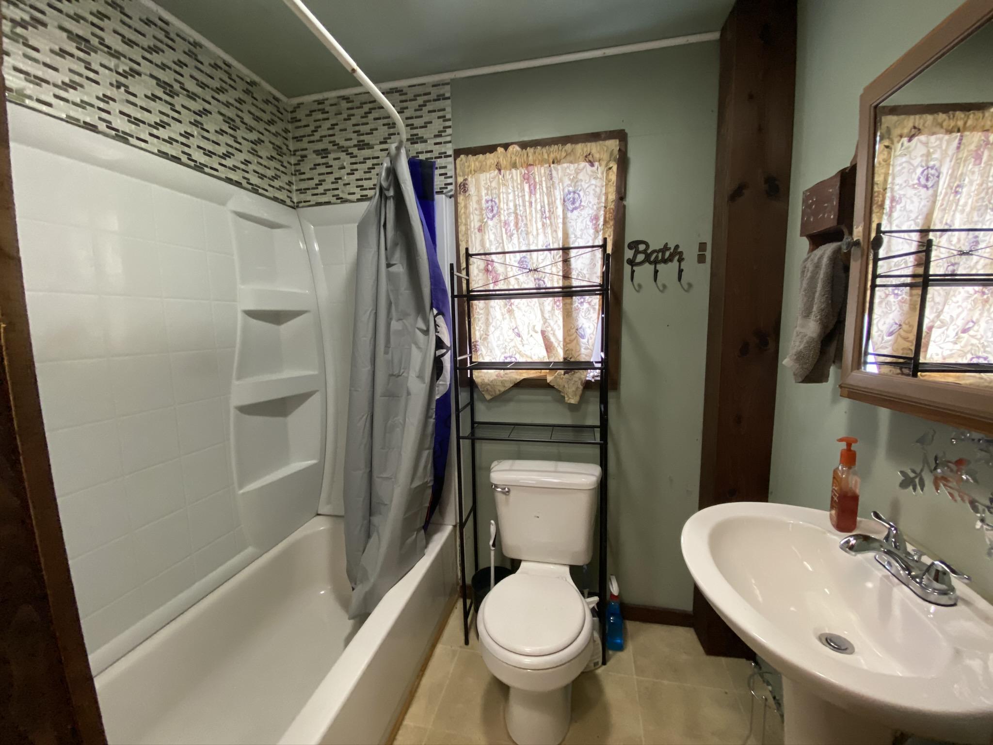 701 Mohawk Road Lincoln, ME 04457 - Photo 25 of 37 IMG_4013