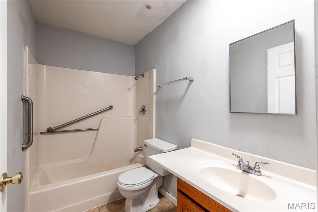 3004 Pembroke Lane, Unit 65 High Ridge, MO 63049 - Photo 10 of 13