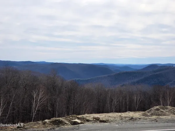 $149,900 | 350 Mohawk Trail, Florida, MA 01343