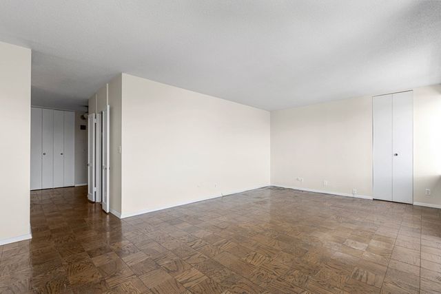 $575,000 | 85 East India Row, Unit 4H, Boston, MA 02110