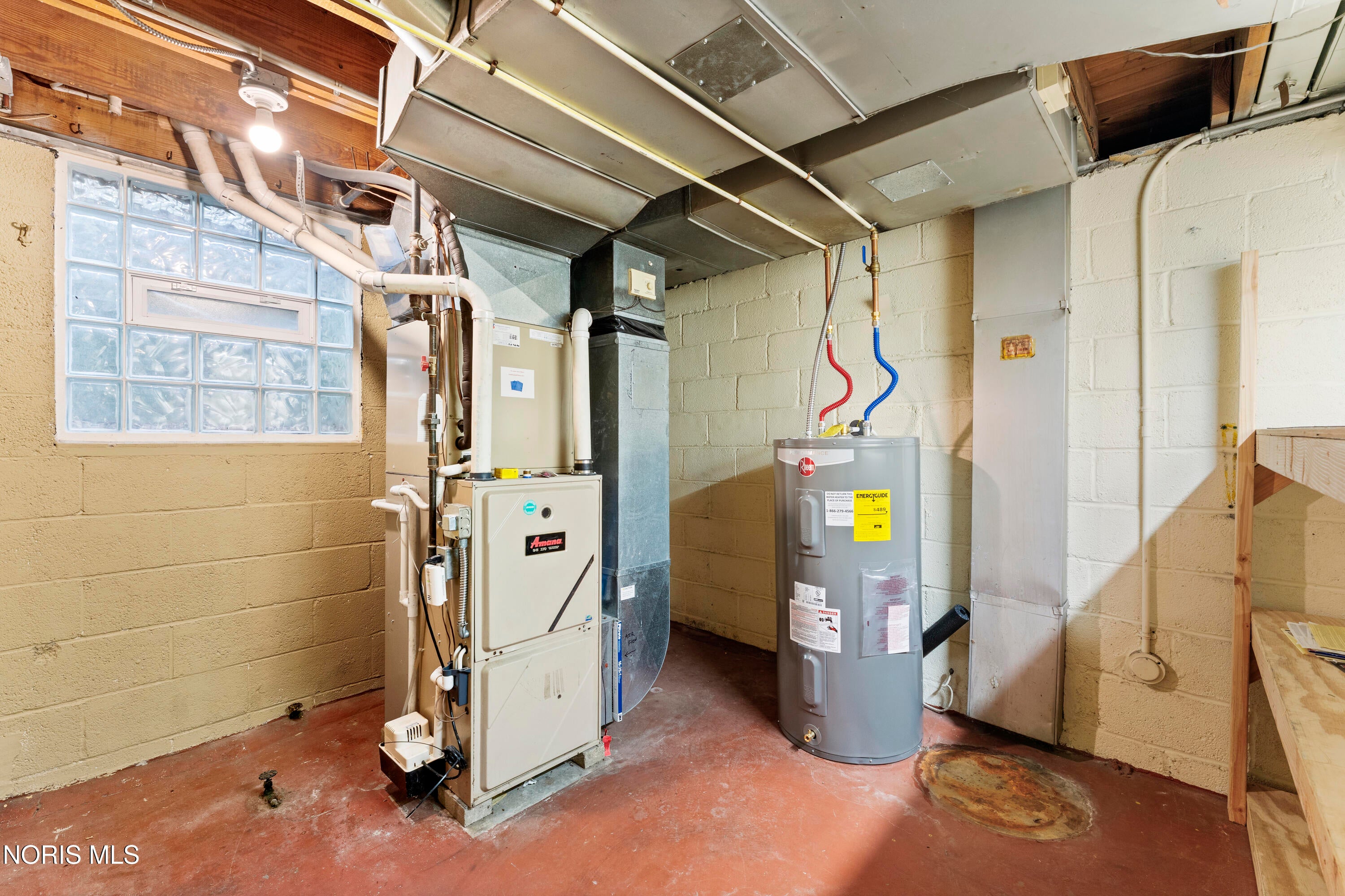 2650 Secor Road Toledo, OH 43606 - Photo 38 of 45 36-utility-room