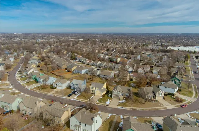 $375,000 | 15663 Conser Street, Overland Park, KS 66223