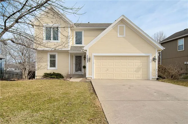 $375,000 | 15663 Conser Street, Overland Park, KS 66223