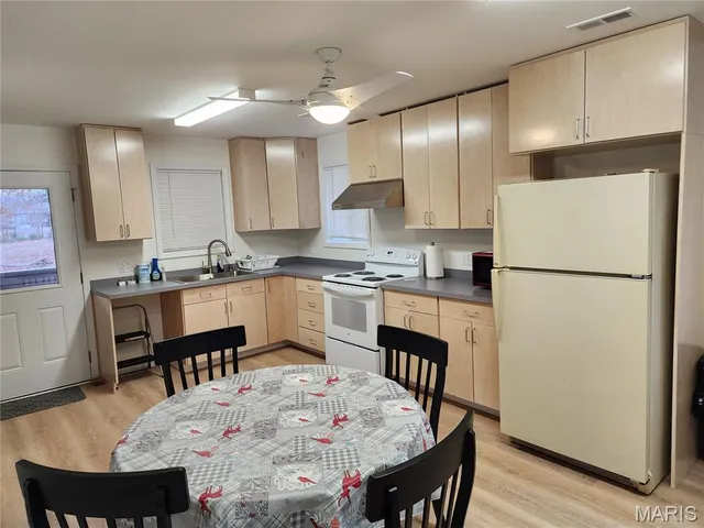 $195,000 | 333 Aa Highway, Piedmont, MO 63957