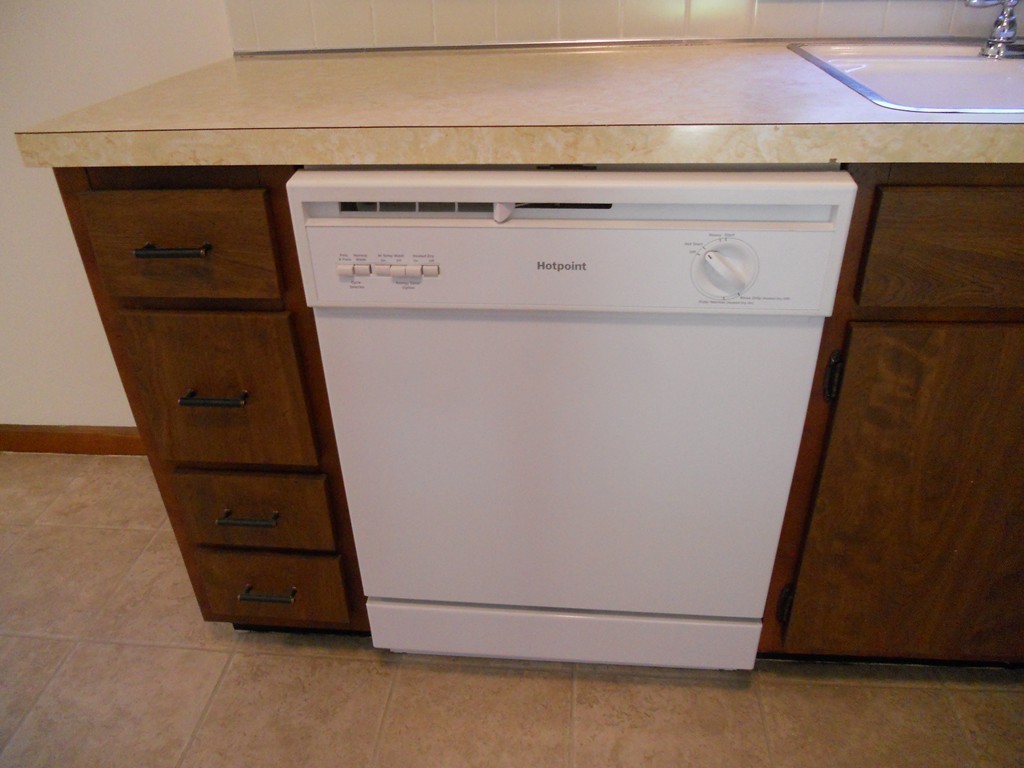 8 Ashdale Road Billerica, MA 01862 - Photo 13 of 24 Gallery Image 13