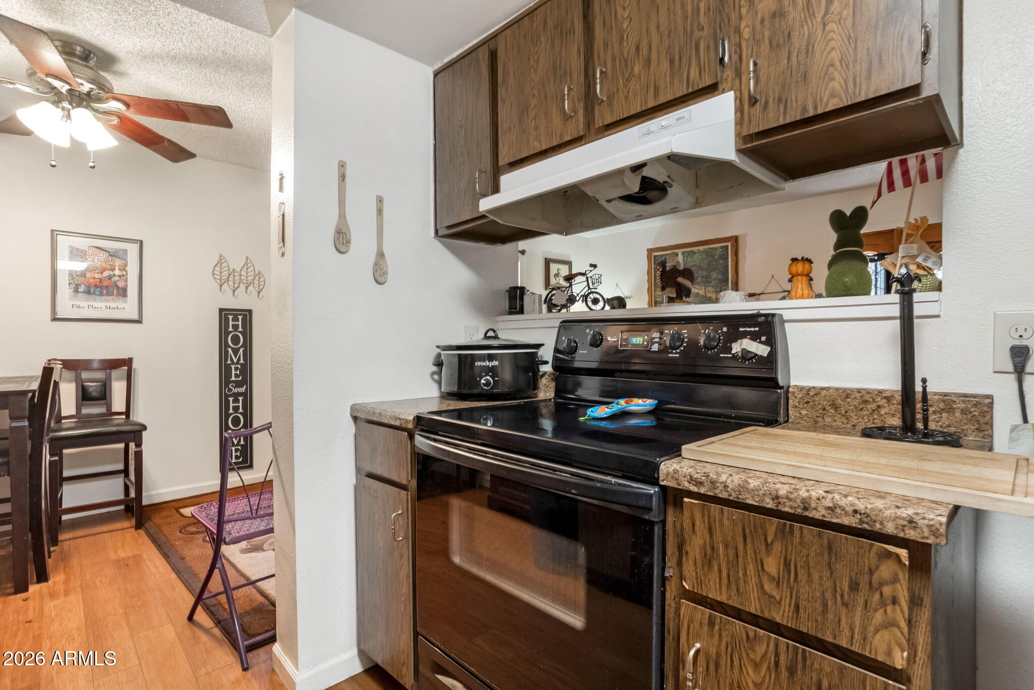 3217 West Royal Palm Road Phoenix, AZ 85051 - Photo 10 of 23