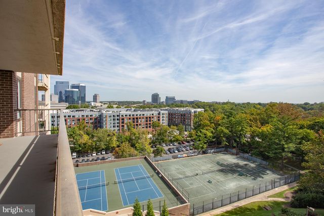 $401,000 | 1800 Old Meadow Road, Unit 803, McLean, VA 22102