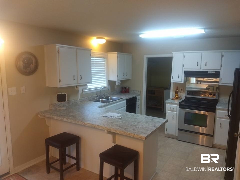 6230 Swedetown Road North Theodore, AL 36582 - Photo 11 of 31