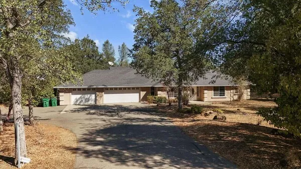 $649,900 | 16840 Hawthorne Avenue, Anderson, CA 96007