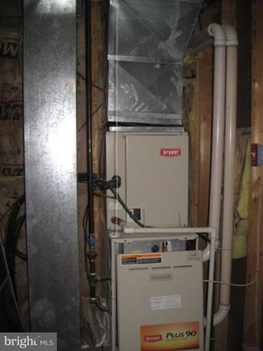 290 Ruebuck Road Clear Brook, VA 22624 - Photo 9 of 28 a close up of a storage