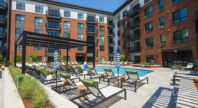 $1,611 | 1711 Commonwealth Avenue, Unit S1, Charlotte, NC 28205