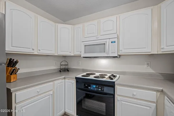 $399,000 | 8815 Krystal Court, Unit 3, Emerald Isle, NC 28594