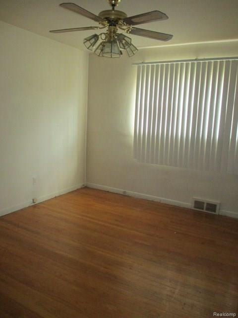 21731 Ridgedale Street Oak Park, MI 48237 - Photo 13 of 14